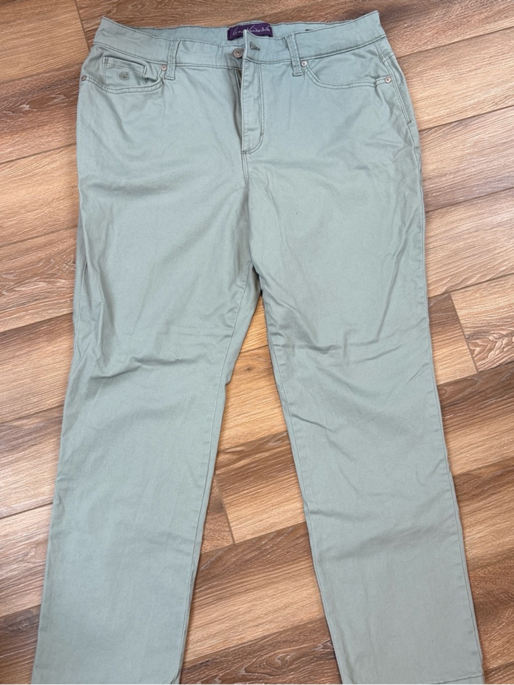 Gloria Vanderbilt Light Sage Green Chino Pants